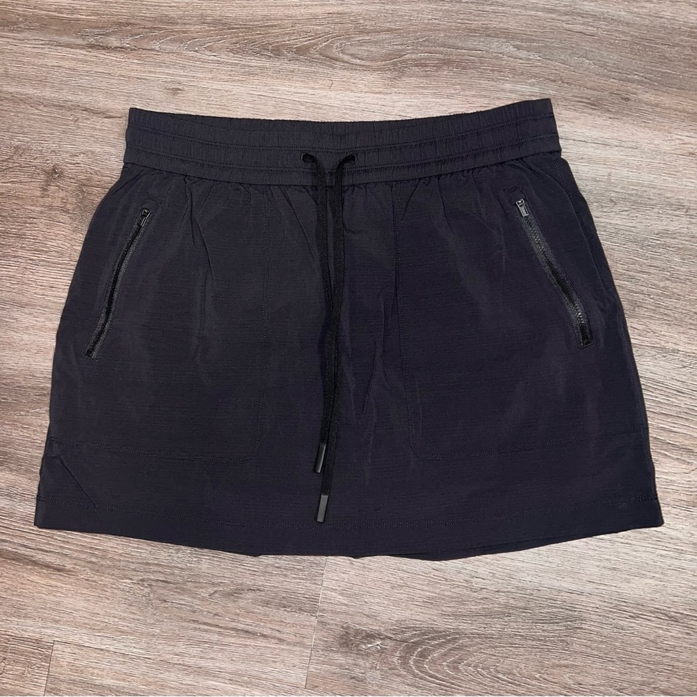 Athleta Black Skort, Size Medium